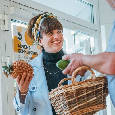 Durch Stuttgarter Kostümbildnerin werden ungespritzte Orangen und Co. aus Winnenden am Film-Set zu kleinen Stars hinter den Kulissen. Warum? Lest selbst!