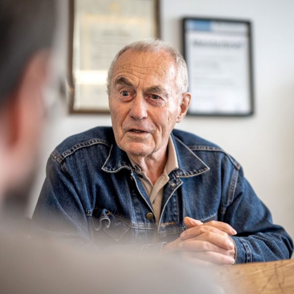 Manfred Bertz war von dem vermeintlichen billigen Hörgerät schwer enttäuscht.